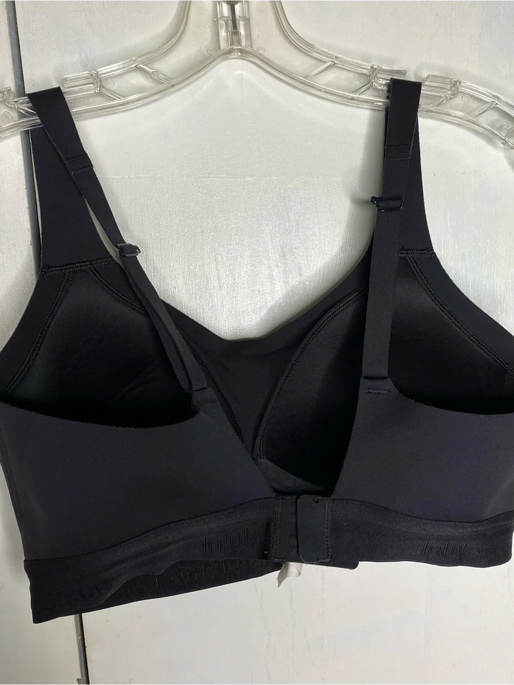 Lululemon sports bra size 34D in black